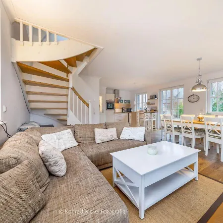Strandgut-reethus Holiday home *
